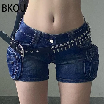 BKQU רחוב כחול המכנסיים כיסים טלאים נמוך Waisted ג 'ינס מכנסיים קצרים לנשים Y2K אסתטי ישר Harajuku מיני ג' ינס 2023